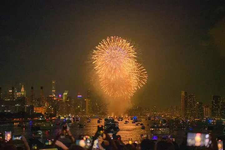 NYC: #1 July 4th Fireworks Cruise w/ Massive Roof Deck