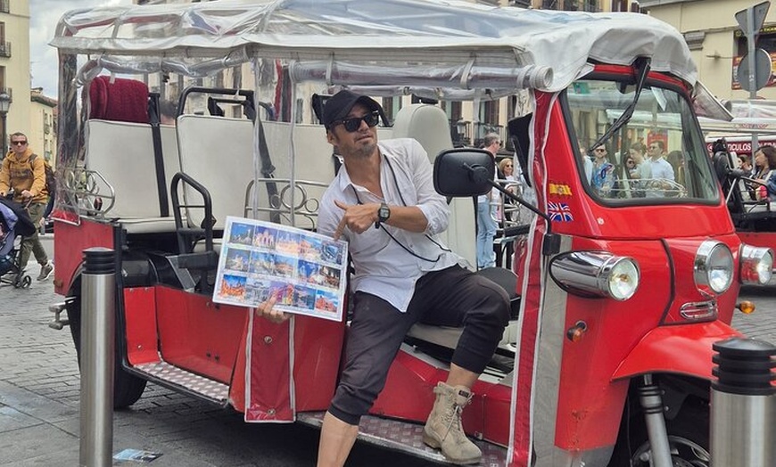 Image 3: Descubre Madrid en Tuk Tuk – Tour de 1 hora