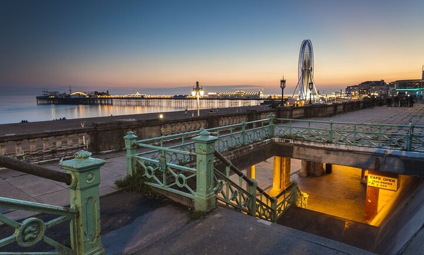 Image 5: London or Heathrow Airport To/From Brighton Private Transport