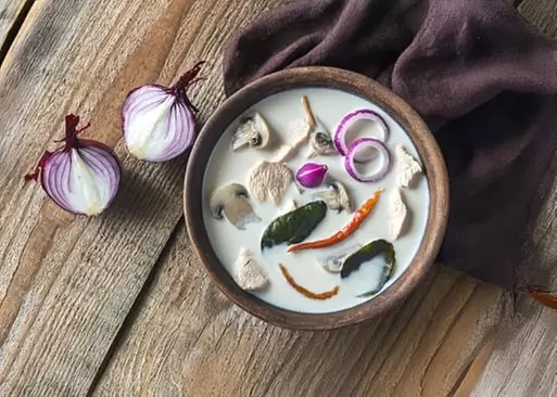 5% Cash Back at Paya Thai Curry