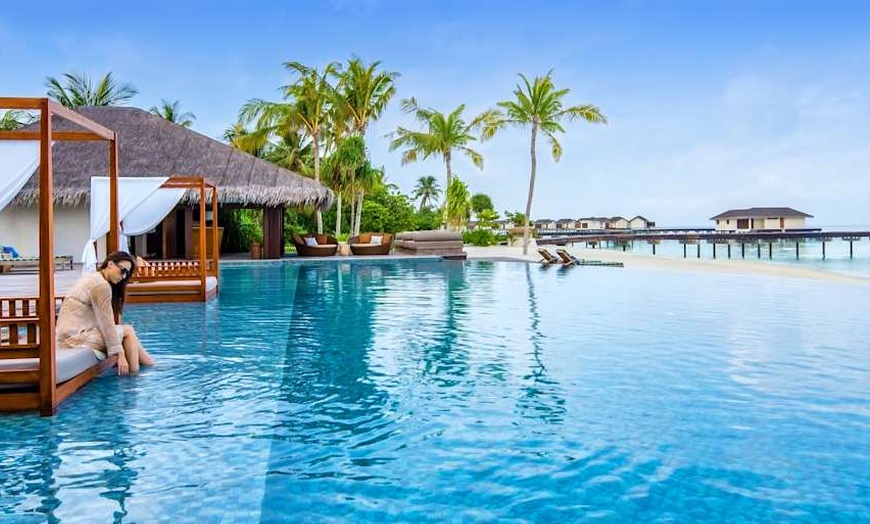 Image 1: ✈ MALDIVE | Atollo Gaafu Alifu - The Residence Maldives Falhumaafus...