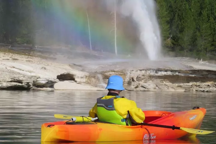 4-Hour Kayak on Yellowstone Lake with Lunch