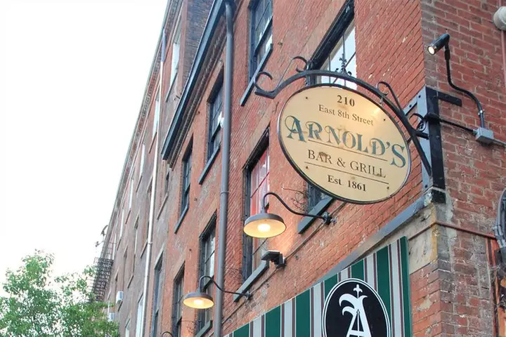 Haunted Cincinnati Booze and Boos Ghost Walking Tour