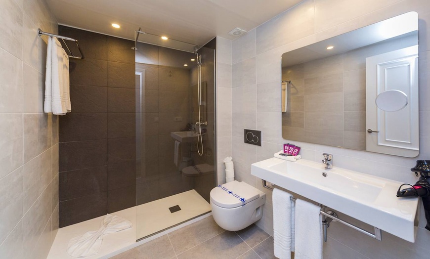 Image 8: ✈ MENORCA | Cala Galdana - Comitas Floramar 4*, 3 nights - Outdoor ...