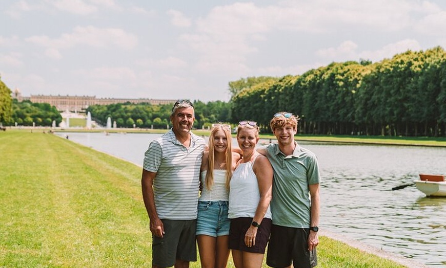 Image 31: Visite en vélo du château de Versailles et visite gastronomique ave...