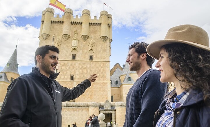 Image 10: Excursión privada de un día a Segovia desde Madrid : Tour en E-Bike...