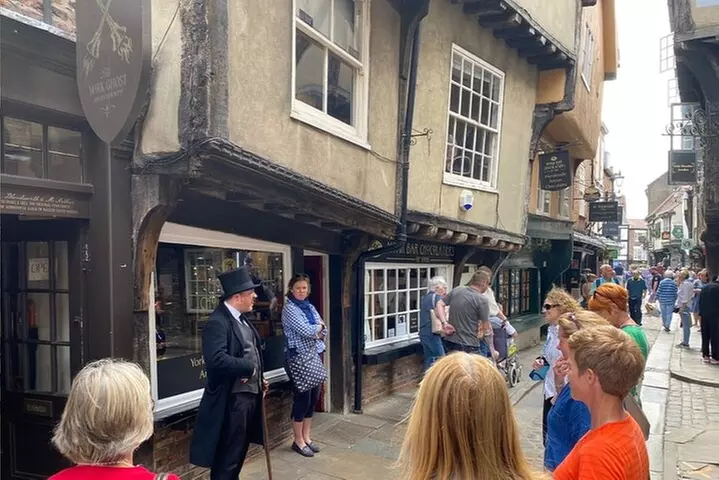 Dark Tales of York. Private ghost tours.