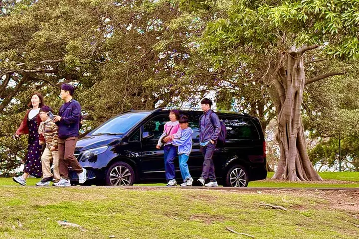 Private Tour from Sydney to Canberra - Image 5