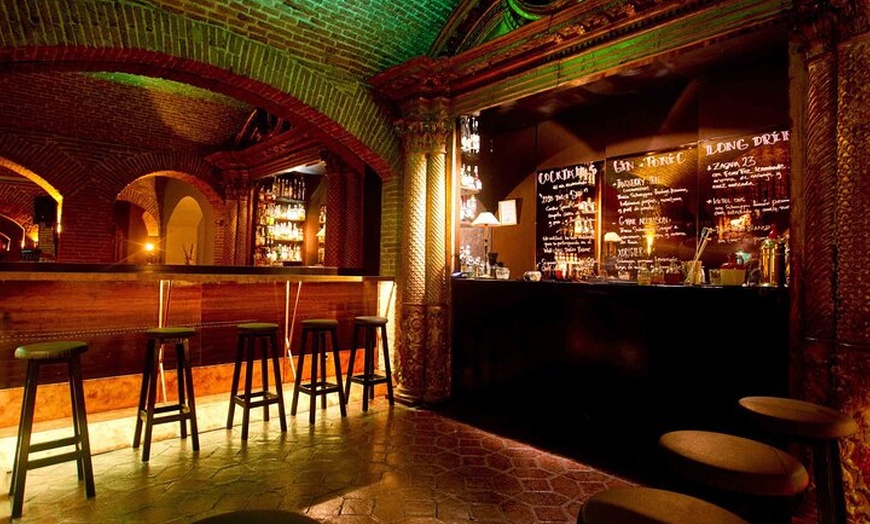 Image 3: Tablao Flamenco El Paraigua Espectáculo flamenco Barcelona modernista