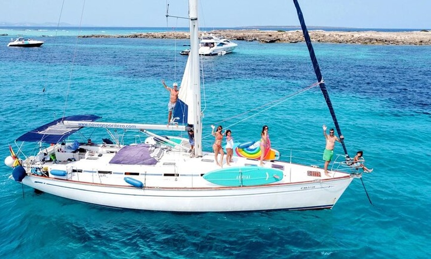 Image 1: Excursión en velero por Formentera Top