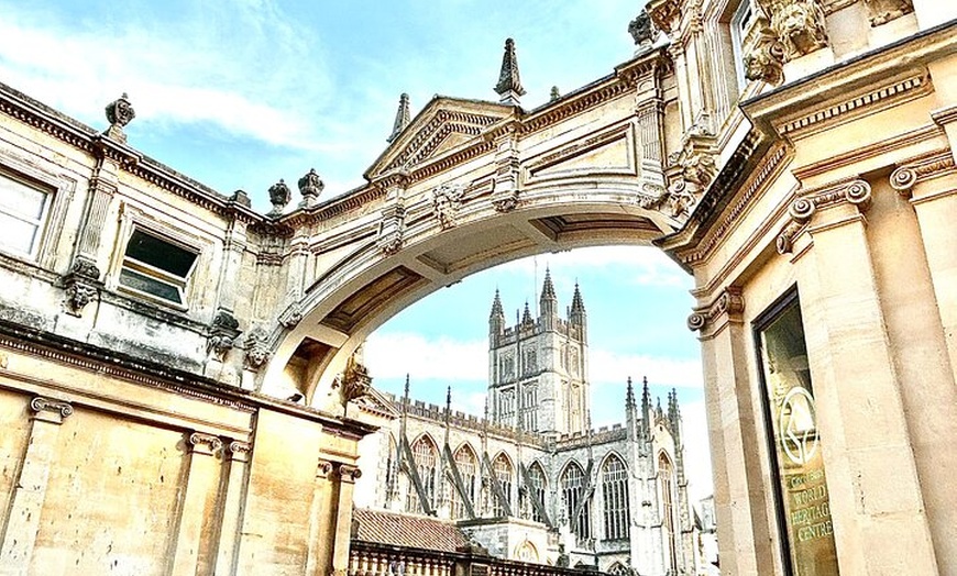 Image 1: Discover Bath on a Spanish Walking Tour