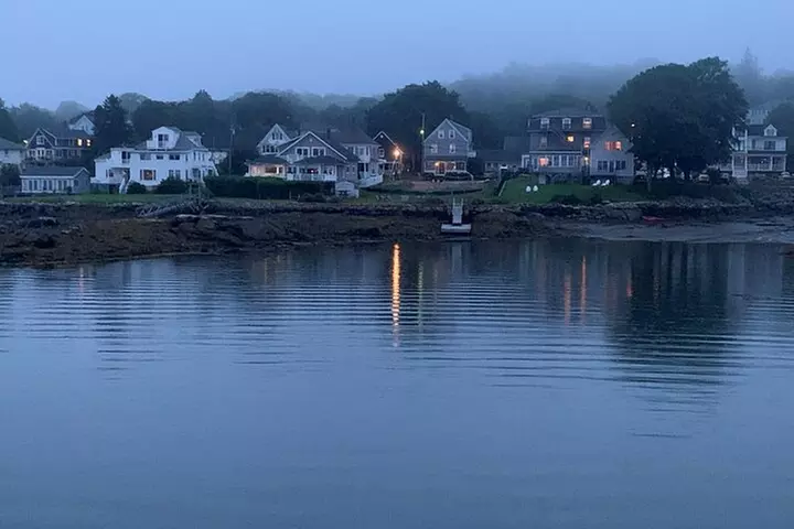 Boos and Brews Walking Ghost Tour of Boothbay Harbor