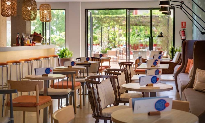 Image 7: ✈ COSTA BRAVA | Lloret de Mar - Aqua Hotel Bertran Park 4* - Piscin...