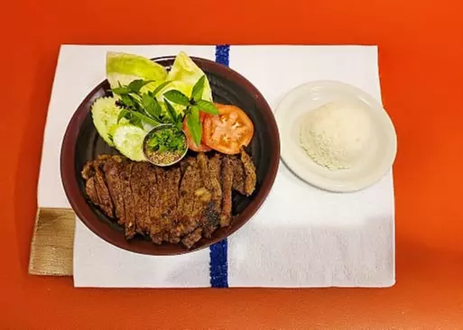 5% Cash Back at Jan Thai Kitchen