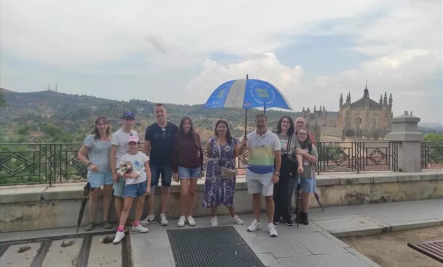 Image 21: Tour Toledo Completo con Patio-Casa Palacio