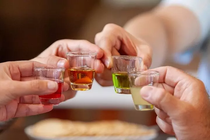 Craft Your Own Liqueur at Tamborine Mountain - Image 6