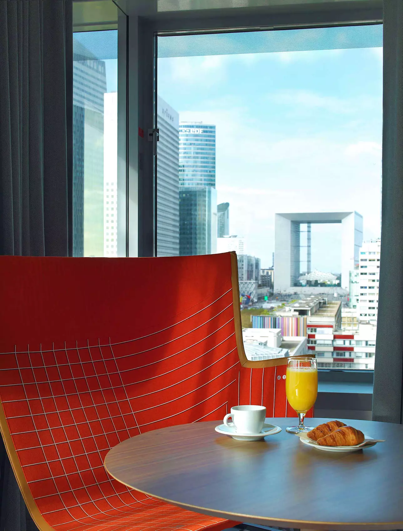 ✈ FRANCJA | Courbevoie - Meliá Paris La Défense 4*, 1 nocy