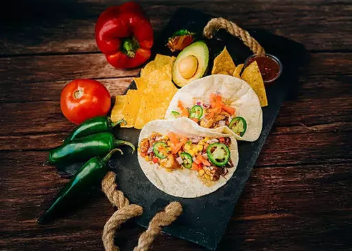 5% Cash Back at Bubbakoos Burritos Palm Bay