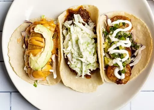 5% Cash Back at Jefes: A Betta Bar & Grille
