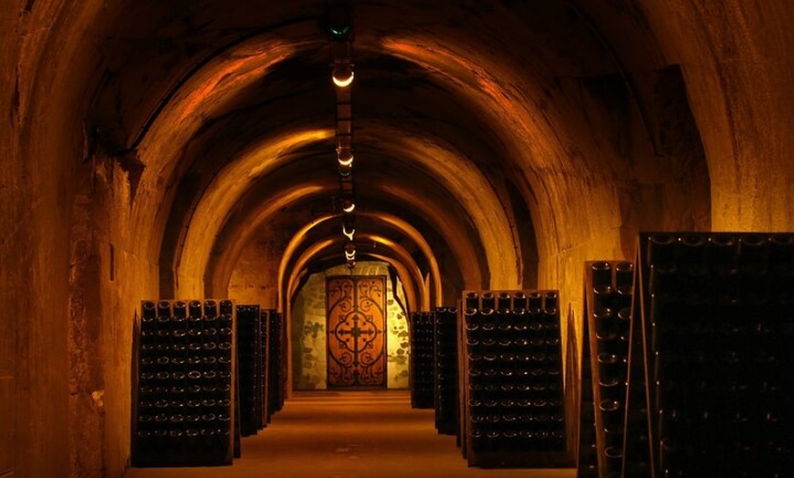 Image 7: Champagne Taittinger et Pommery à Reims Voyage privé au départ de P...