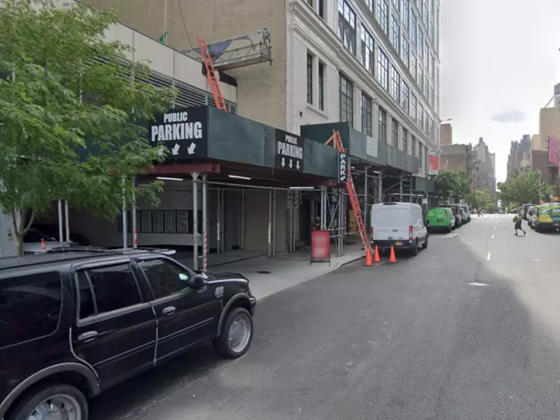 Parking at iPark - 515 West 36th St. Garage - Primary Image