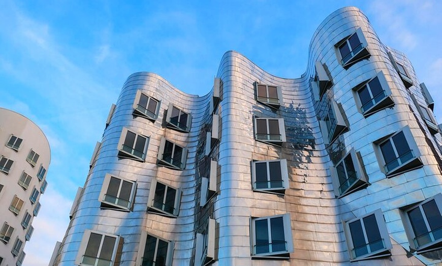 Image 3: Beste Einführung in Düsseldorf in 2 Stunden mit einem Local