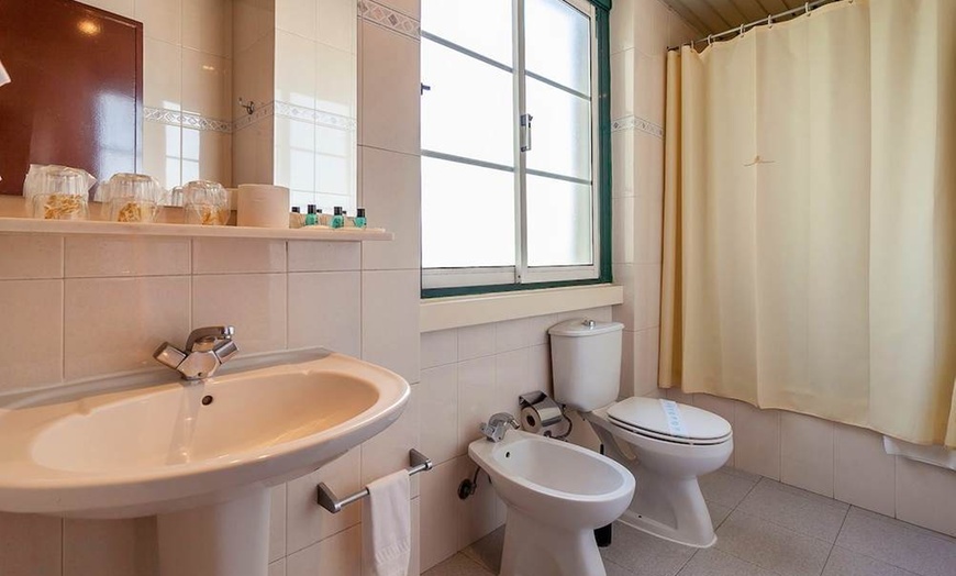 Image 23: ✈ PORTUGALIA | Lizbona - Residencial Horizonte 3* - City break