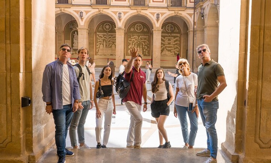 Image 7: Explore Montserrat y La Sagrada Familia en un día