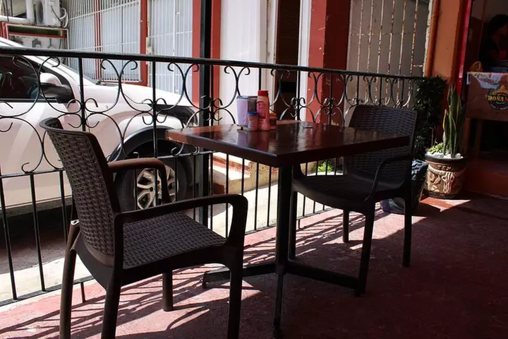 Cancun City Shopping and Local Food Tour Private Experience