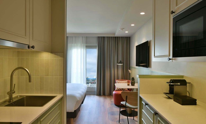 Image 44: ✈ ÎLE-DE-FRANCE | Parigi - Citadines Les Halles Paris 4*, 1 notte -...