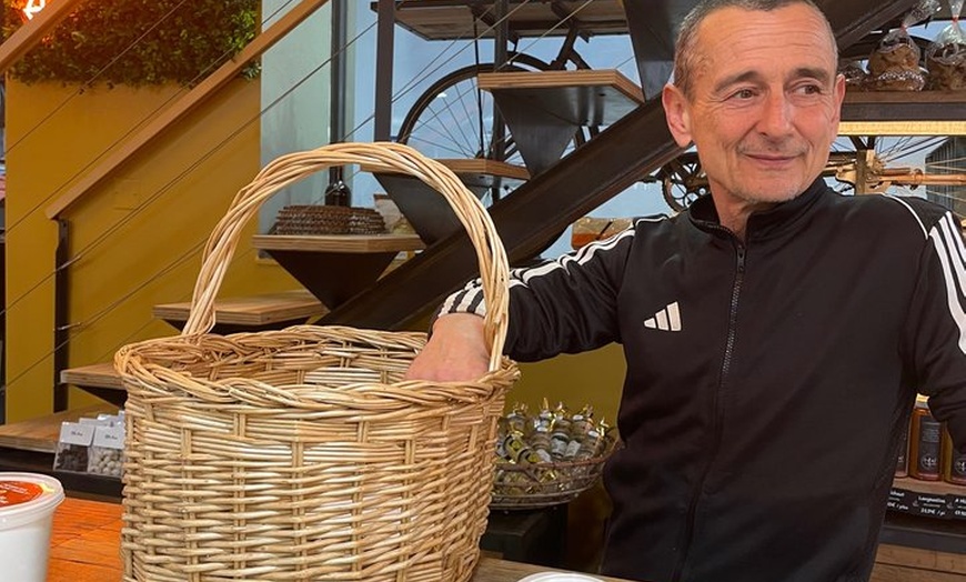 Image 7: Visite historique et gastronomique à Ajaccio Food Tour