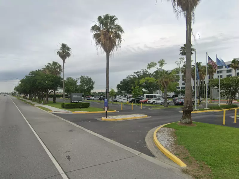 Parking at Hilton New Orleans Lot