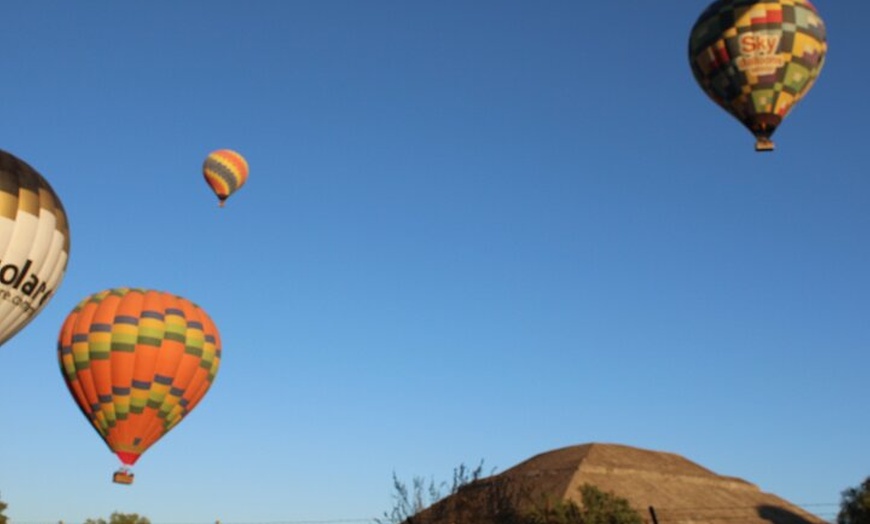Image 3: Balloon Flight in Pyramids from CDMX with Private Transport