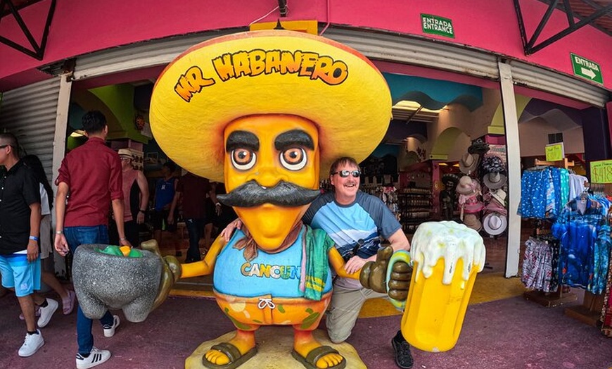 Image 27: Private Cancun Shopping Tour Guided and Personal