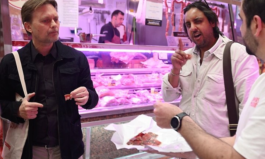 Image 10: Tour gastronómico moderno y auténtico de Madrid con maridaje de vinos