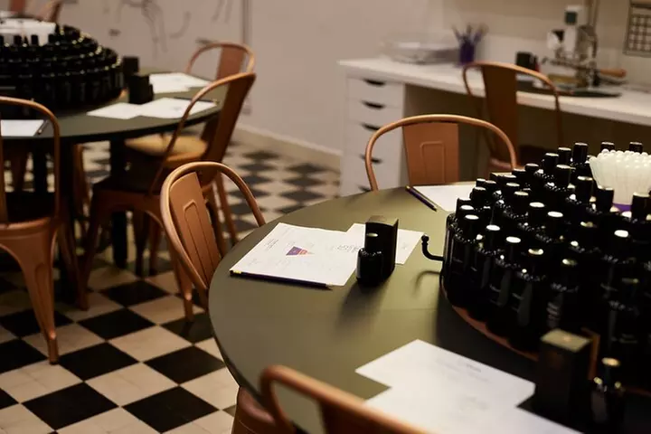 Atelier Parfums Découverte Molinard à Grasse Bastide - Second Medium