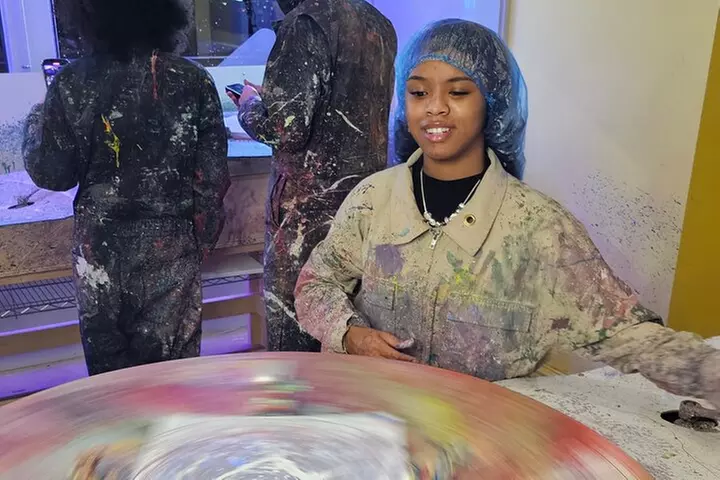 Atlanta Spin Art – Create Your Own Masterpiece