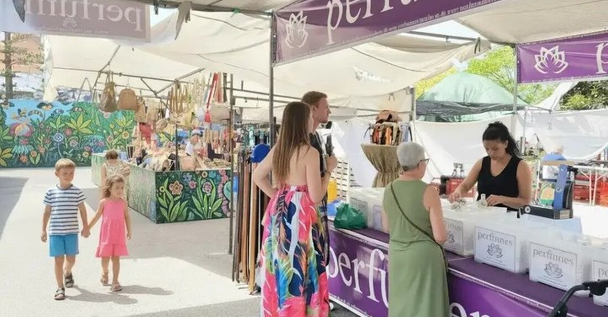 Tour por el mercadillo tradicional de Benidorm desde Alicante