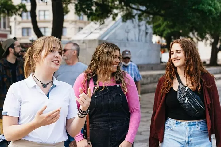 San Antonio Premium Night Driving Tour with Riverwalk Boat Cruise