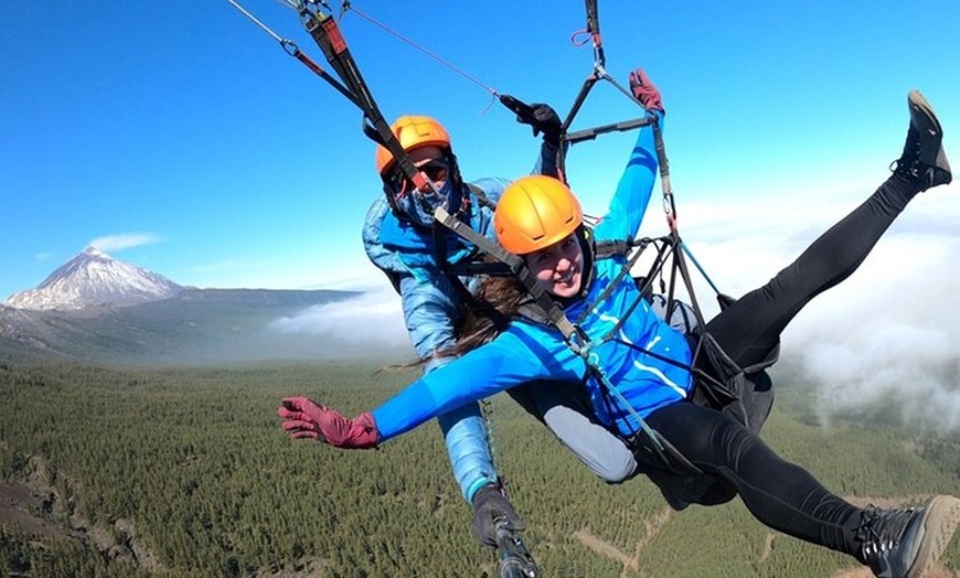 Image 7: ¡Vuelo en Tandem en Parapente en Tenerife Sur ADRENALINA!