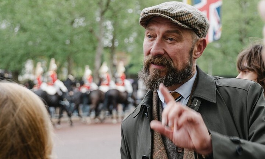 Image 20: Private Guided Royal London Walking Tour with Guard Change