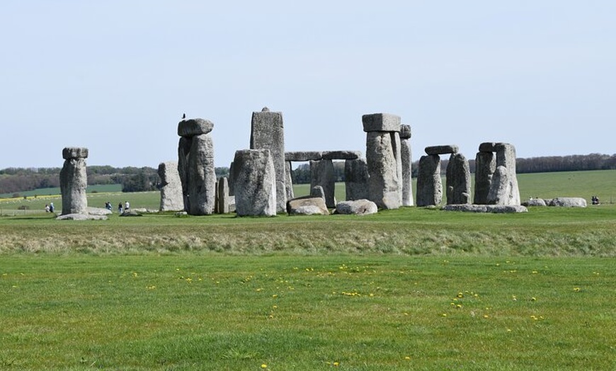 Image 2: Private Taxi Tour to Stonehenge and Winchester Cathedral