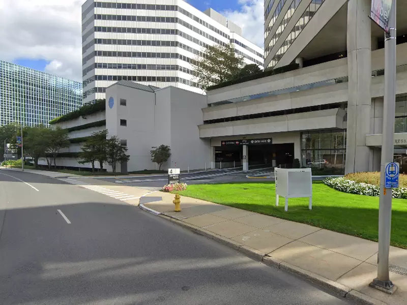 Parking at 4 Stamford Plaza Garage