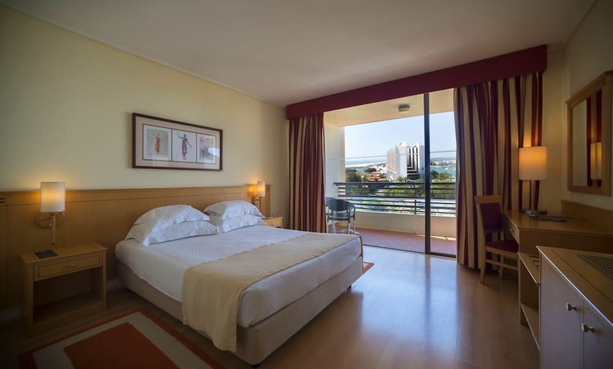 Image 5: ✈ ALGARVE | Vilamoura - Vila Galé Ampalius 4* - Bord de mer