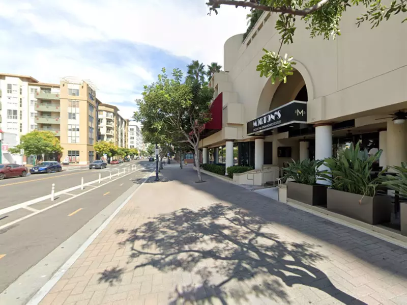 Parking at Morton's The Steakhouse - Valet Kiosk
