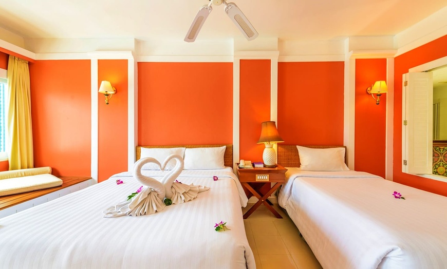 Image 17: ✈ SOUTHERN THAILAND | Phuket - Andaman Seaview Hotel 4*, 5 nights -...