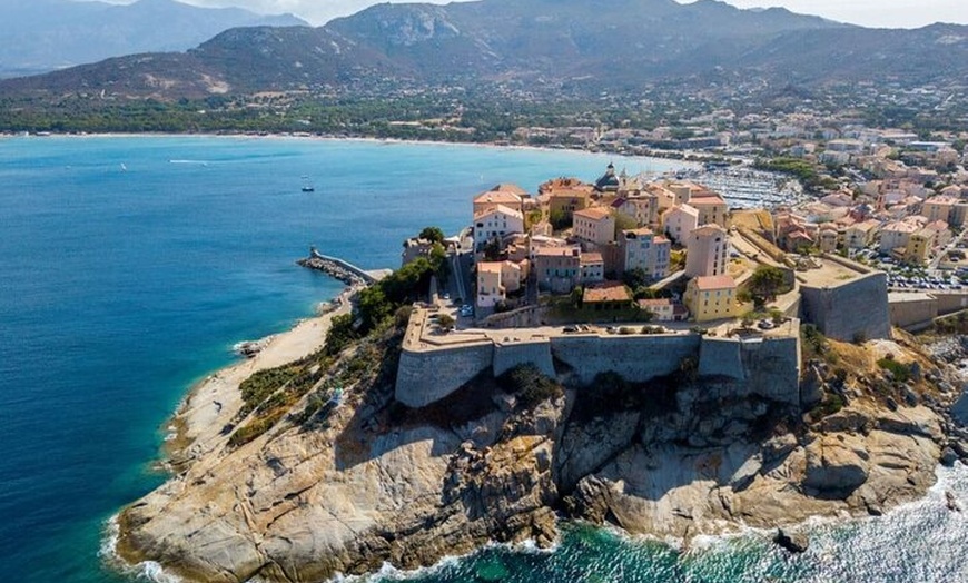 Image 1: Demi-journée à Calvi entre ville médiévale et port de plaisance