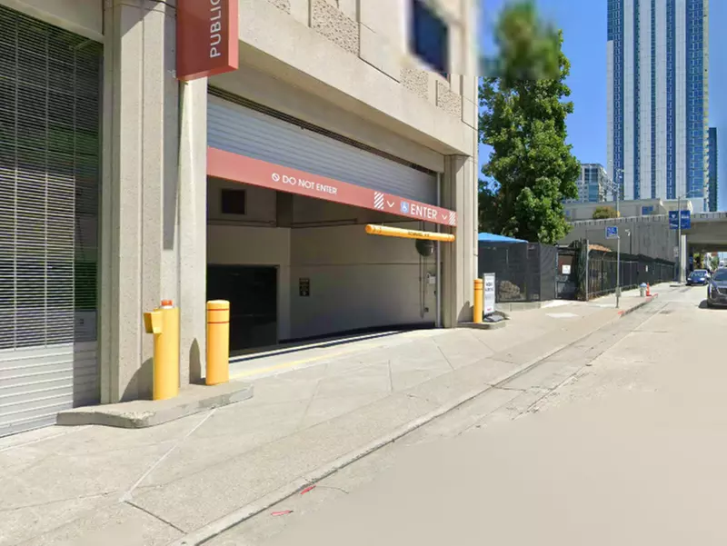 Parking at 303 2nd St. Garage