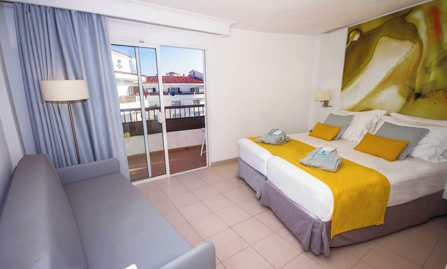 Image 12: ✈ GRAN CANARIA | Playa del Ingles - Hotel Servatur Waikiki 3* - Śni...