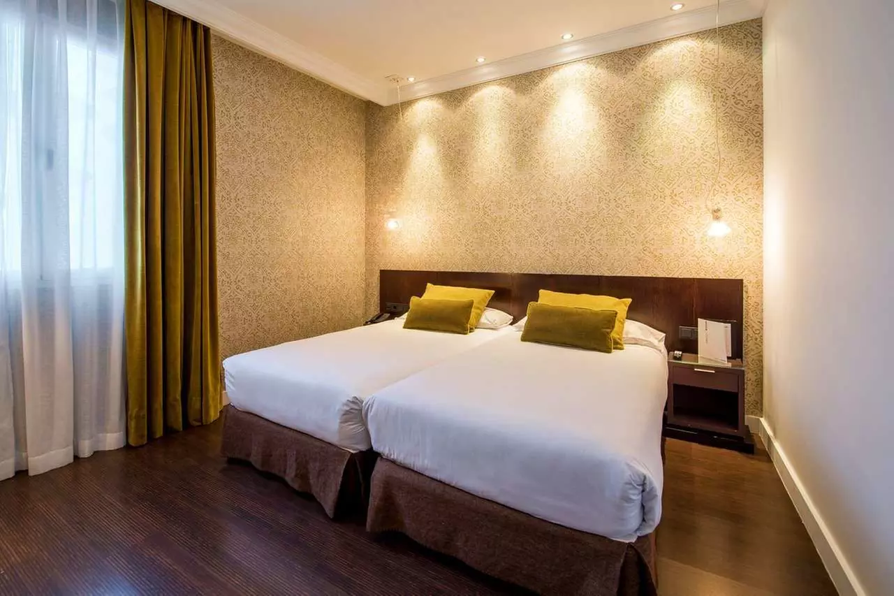 ✈ SPANJE | Madrid - Hotel Vincci Centrum 4*, 2 nachten - Stadscentrum